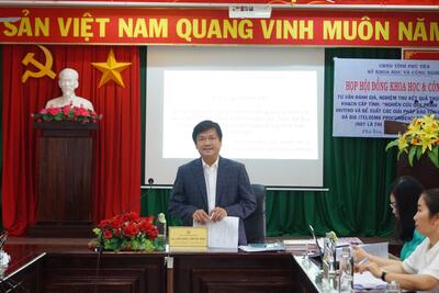 Nhiệm thu đề tài: Nghiên cứu quy trình nhân giống in vitro và đề xuất các giải pháp bảo tồn cây Cam Thảo Đá Bia (Telosma procumbens) tại huyện Đông Hòa, tỉnh Phú Yên.